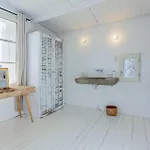 Casa vacanze Amazing In Le Rouet Notre-Dame-de-Londres