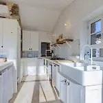 Amazing In Le Rouet Casa vacanze *